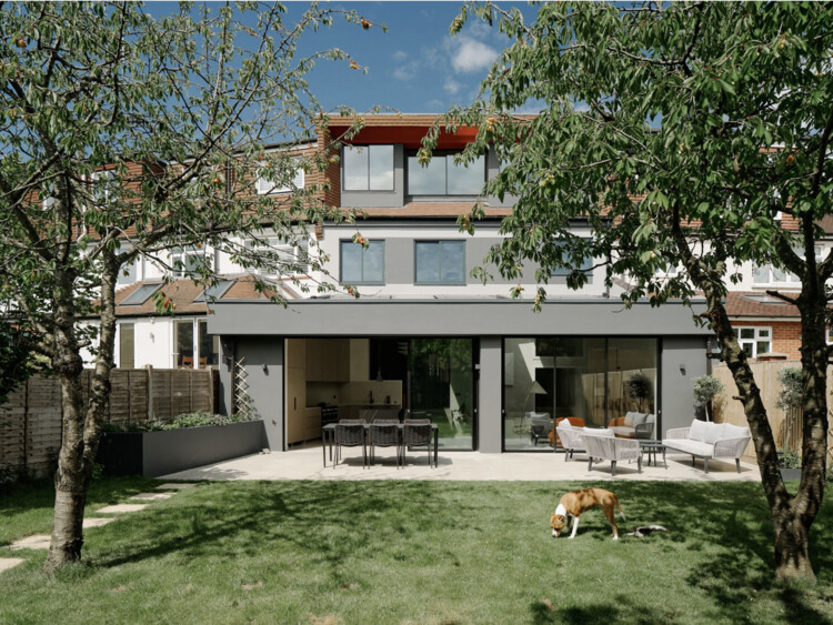 Herbert Paradise / RISE Design Studio - Image 2 of 38