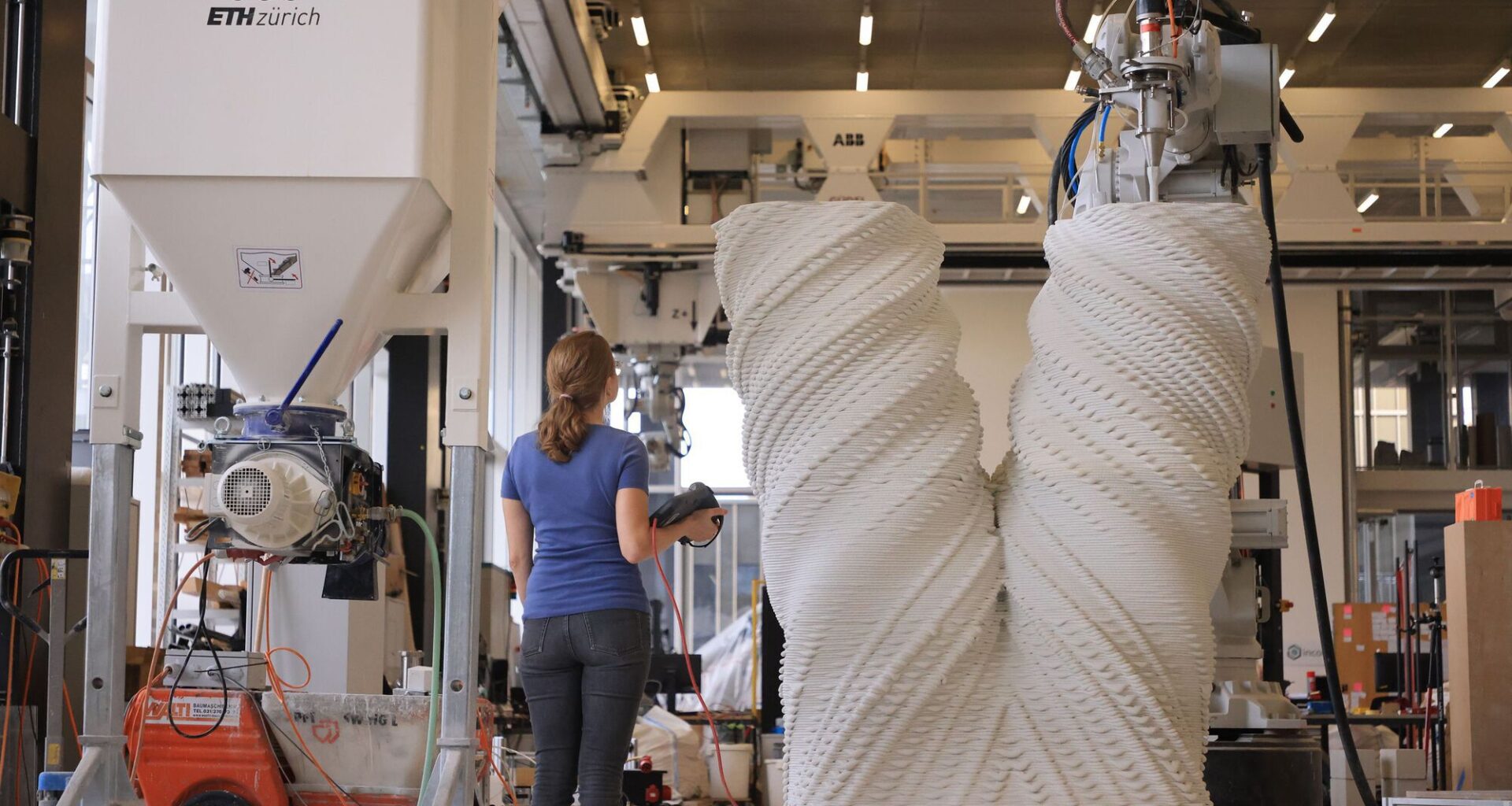 Ornamentation in the Age of Algorithms and Robotics: Can Technology Bring Back Architectural Detail?