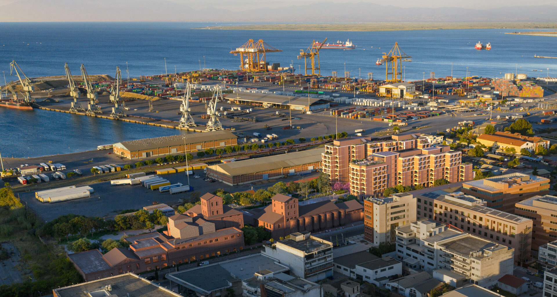 Foster + Partners Unveils Redevelopment Master Plan for Historic Site in Thessaloniki, Greece