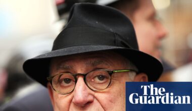 Robert AM Stern, architect dubbed ‘King of Central Park West’, dies aged 86 | New York