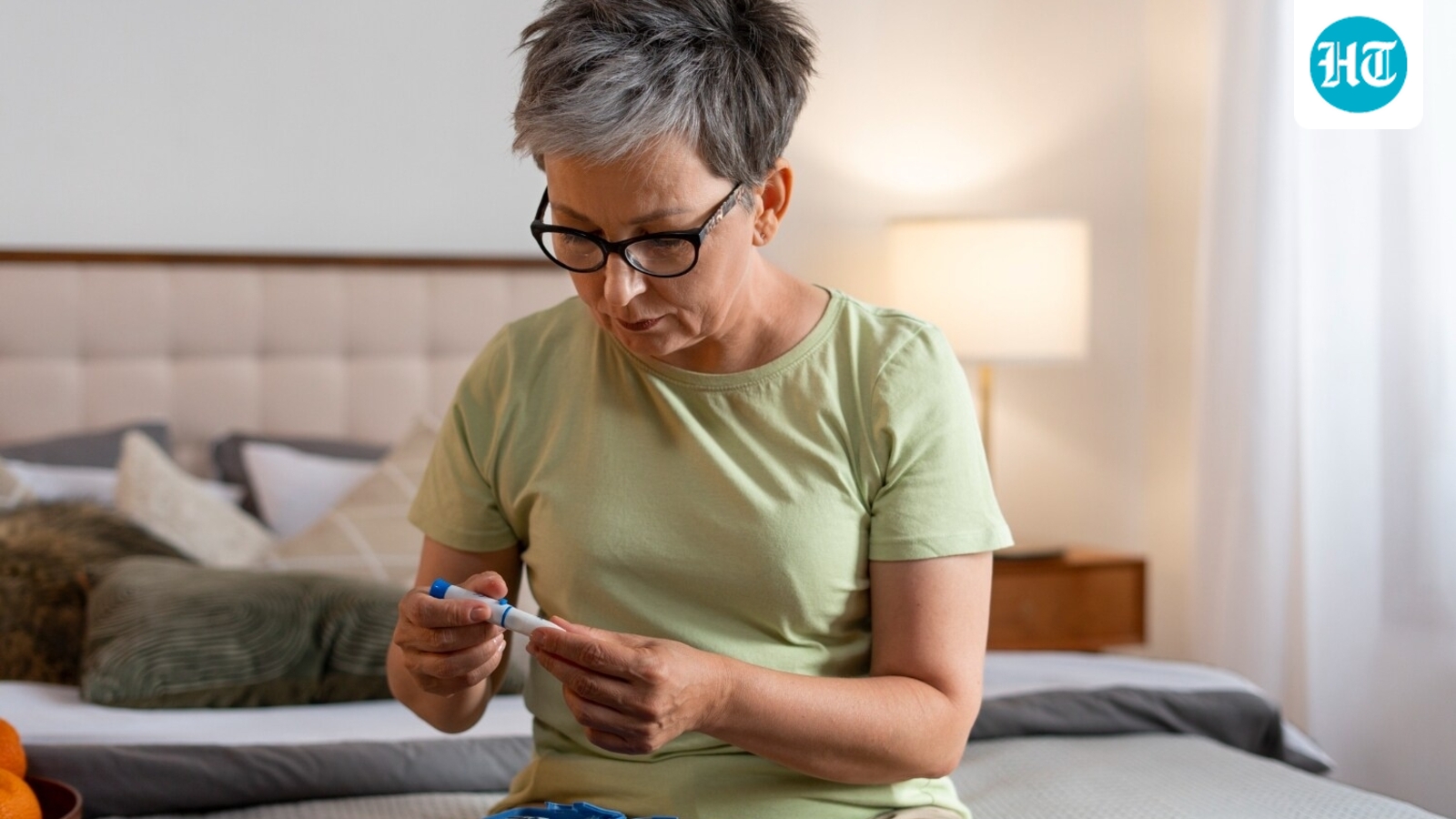 Doctor shares 5 tips to manage blood sugar spikes in older adults: ‘Eat fibre-rich foods like…’