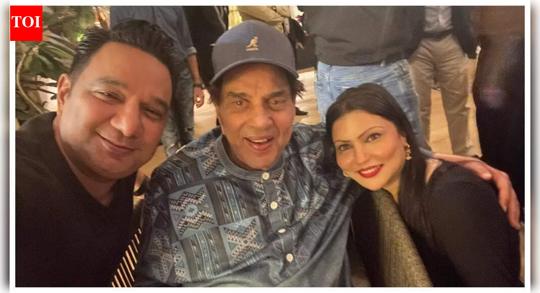 ‘Only Ahmed can make all the Deols dance,’ choreographer-filmmaker Ahmed Khan shares Dharmendra's sweet words and memories |