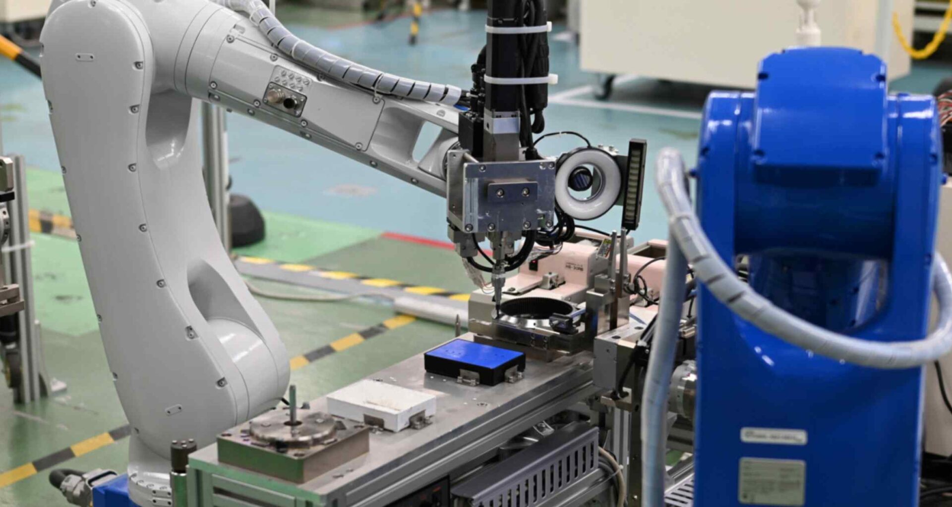 Japan's Yaskawa to invest $180m to build AI-powered robots in US