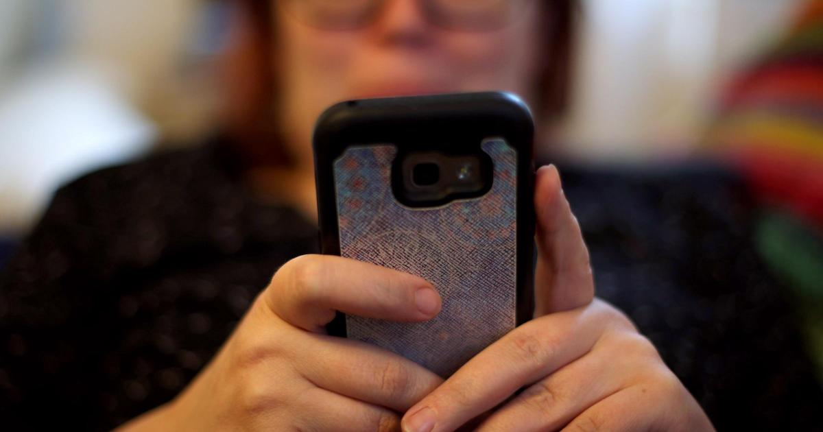 How to sell your old phone and get cashback up to £700