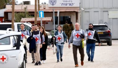 Despite ruling by top court, Palestinian security prisoners say they are still underfed - Haaretz