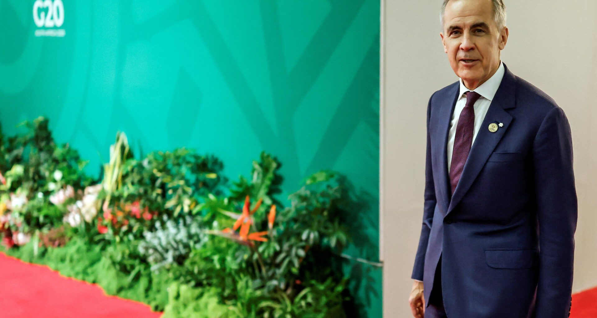 Canada announces new support for lumber, steel industries hit by tariffs | Trade War News