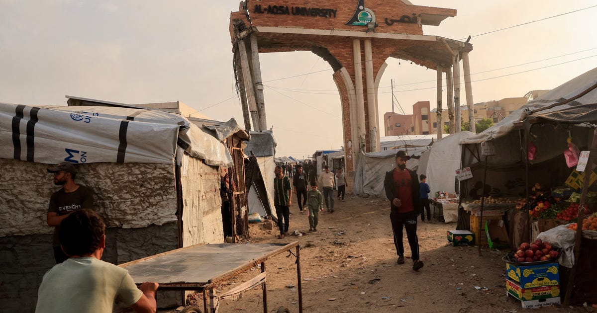 Arab officials say Trump must push Israel on Gaza withdrawal to secure Hamas' disarmament - Haaretz