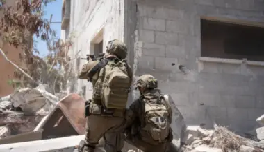 Israel Violates Gaza Ceasefire with New Ground Invasion Israel Violates Gaza Ceasefire with New Ground Invasion