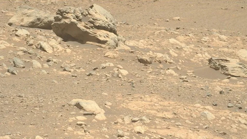 NASA Perseverance discovers possible meteorite on Mars