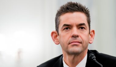 Trump renominates billionaire Jared Isaacman to lead NASA