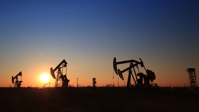 The Commodities Feed: Renewed peace talks weigh on oil prices | articles