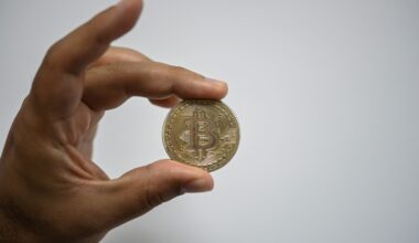 Asian markets struggle as fears build over tech rally, US rates