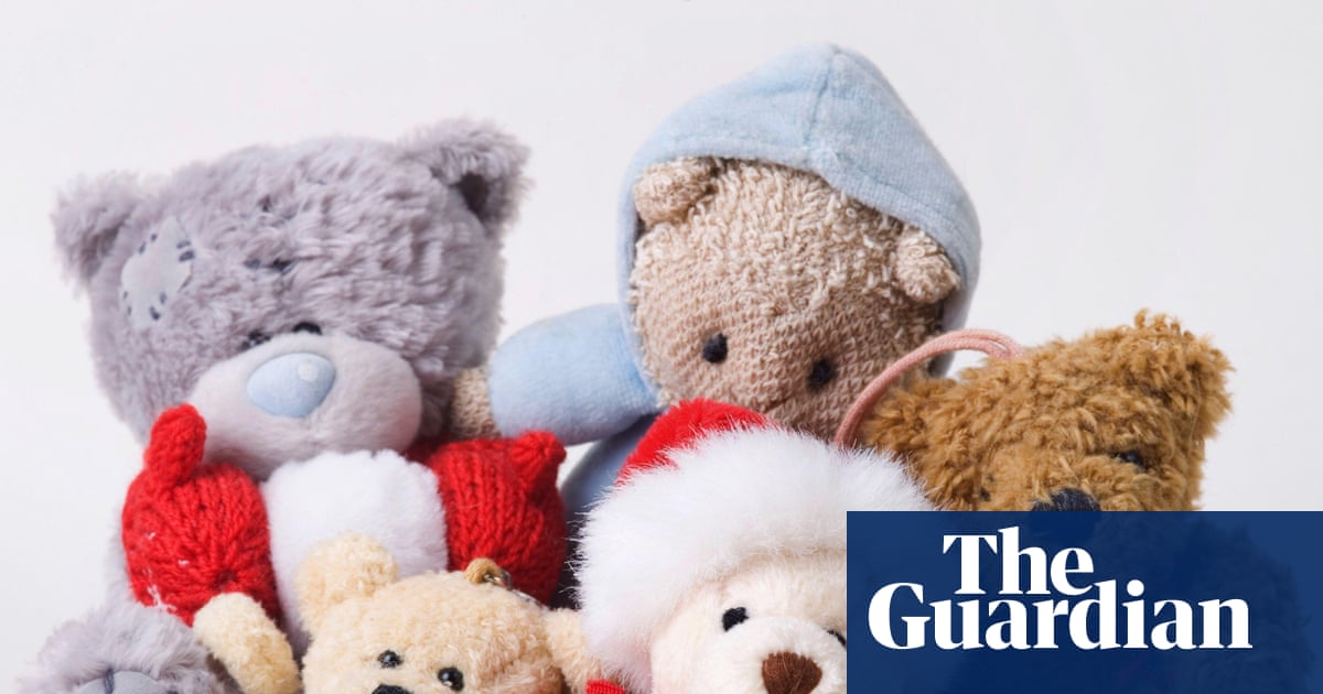 After a teddy bear talked about kink, AI watchdogs are warning parents against smart toys | Artificial intelligence (AI)