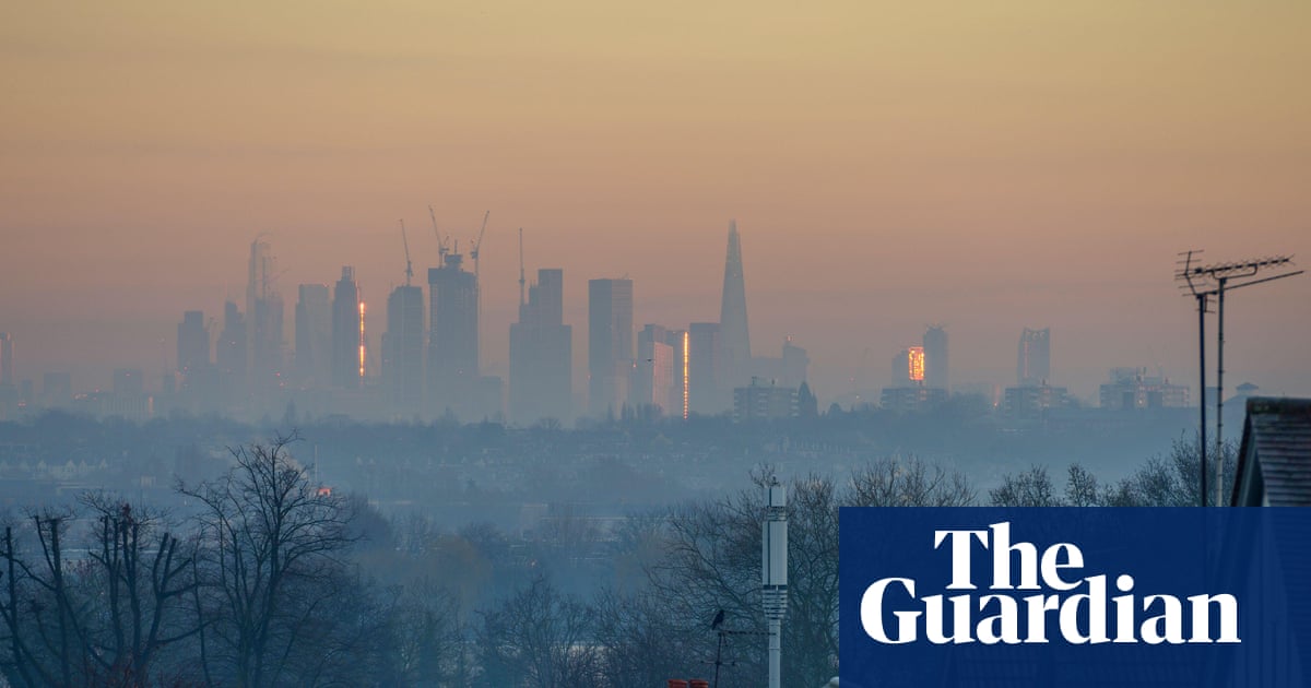 Low-income areas in England and Wales face worst air pollution, analysis finds | Air pollution
