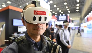 Nvidia's stock is on an ‘epic run,’ but chasing the AI trend could be dangerous. How to safeguard your tech investments