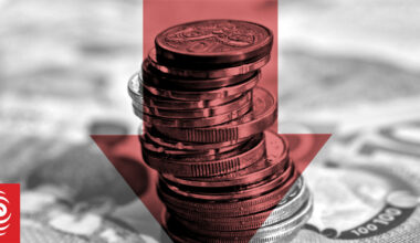 First banks move after OCR cut