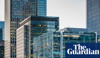 Leading law firm cuts London back-office staff as it embraces AI | Artificial intelligence (AI)