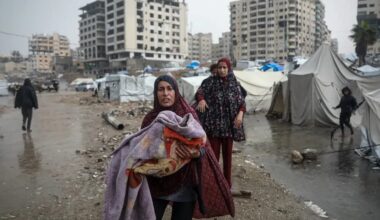 Bombing and coming winter worsen plight of Gaza survivors