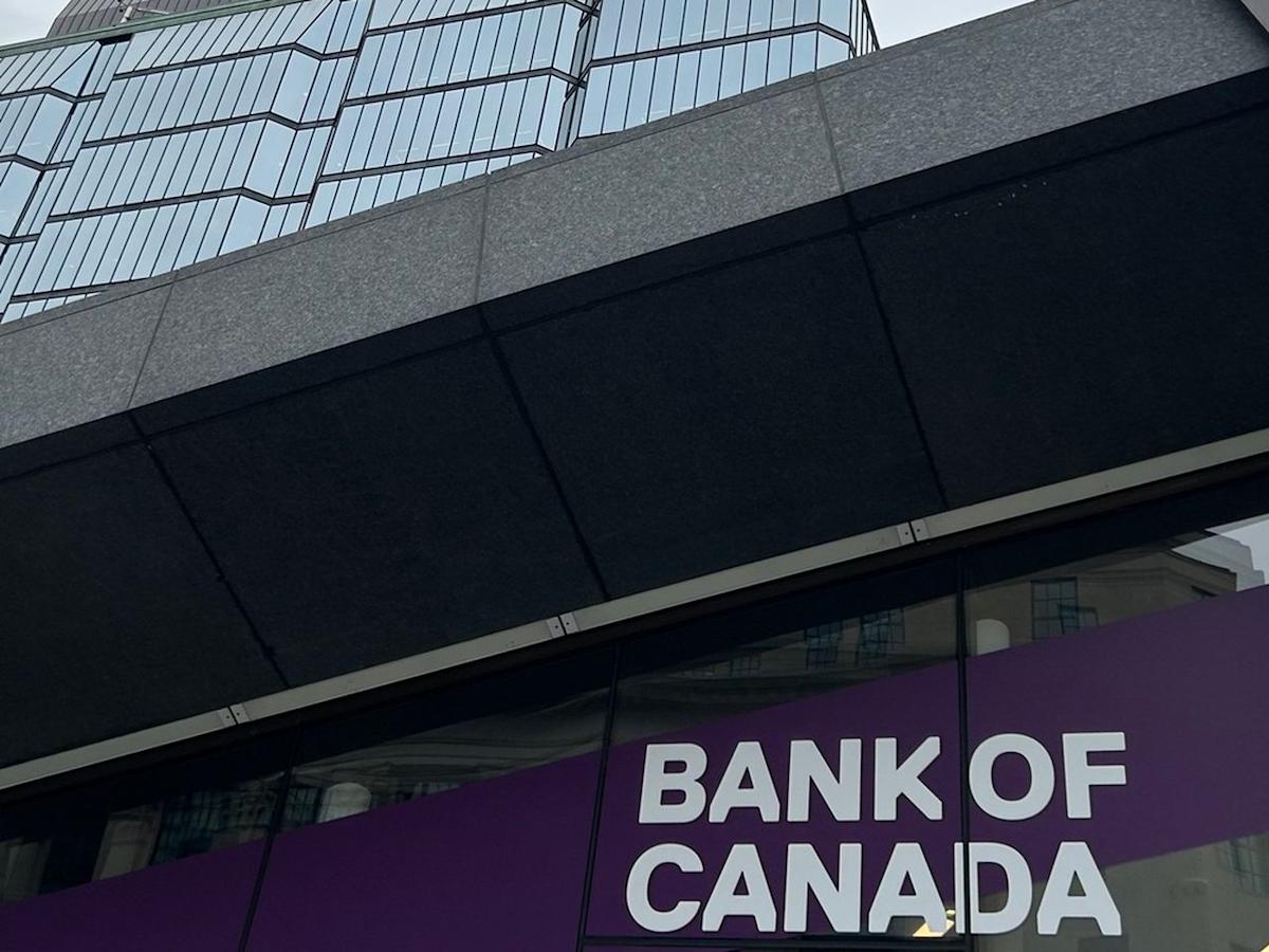 October inflation has economists expecting another Bank of Canada hold