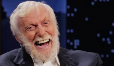 Screen Legend Dick Van Dyke Names The 1 Iconic Film Role He Turned Down