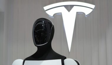 Tesla Loses Some AI Staff to New Startup Sunday Robotics
