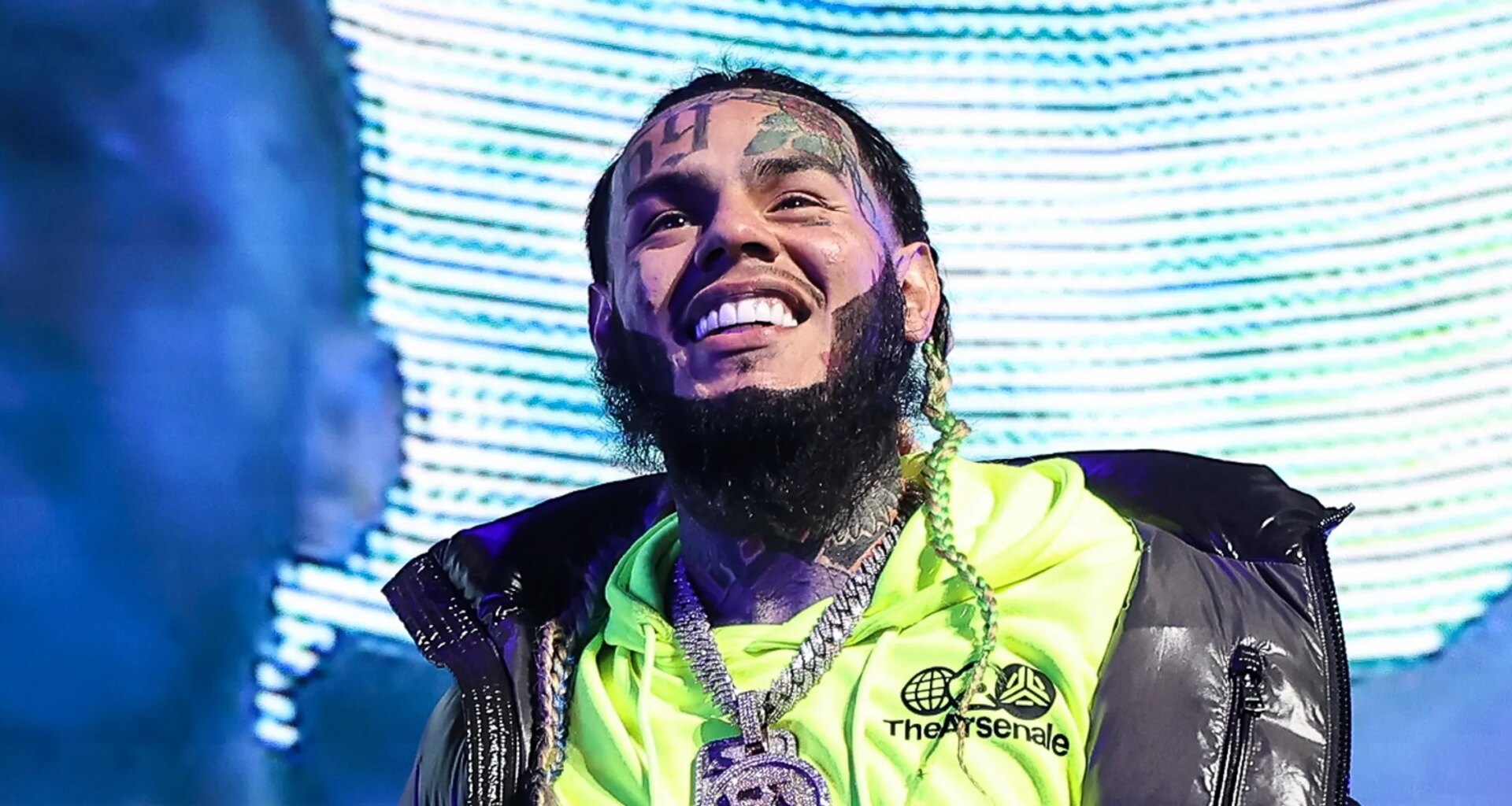6ix9ine Claims He Had The Chance To Sleep With Nicki Minaj