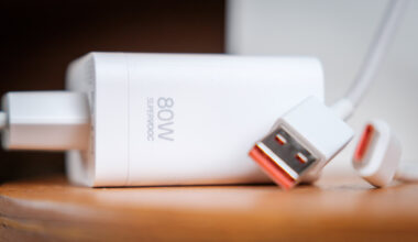 80W SuperVOOC charger