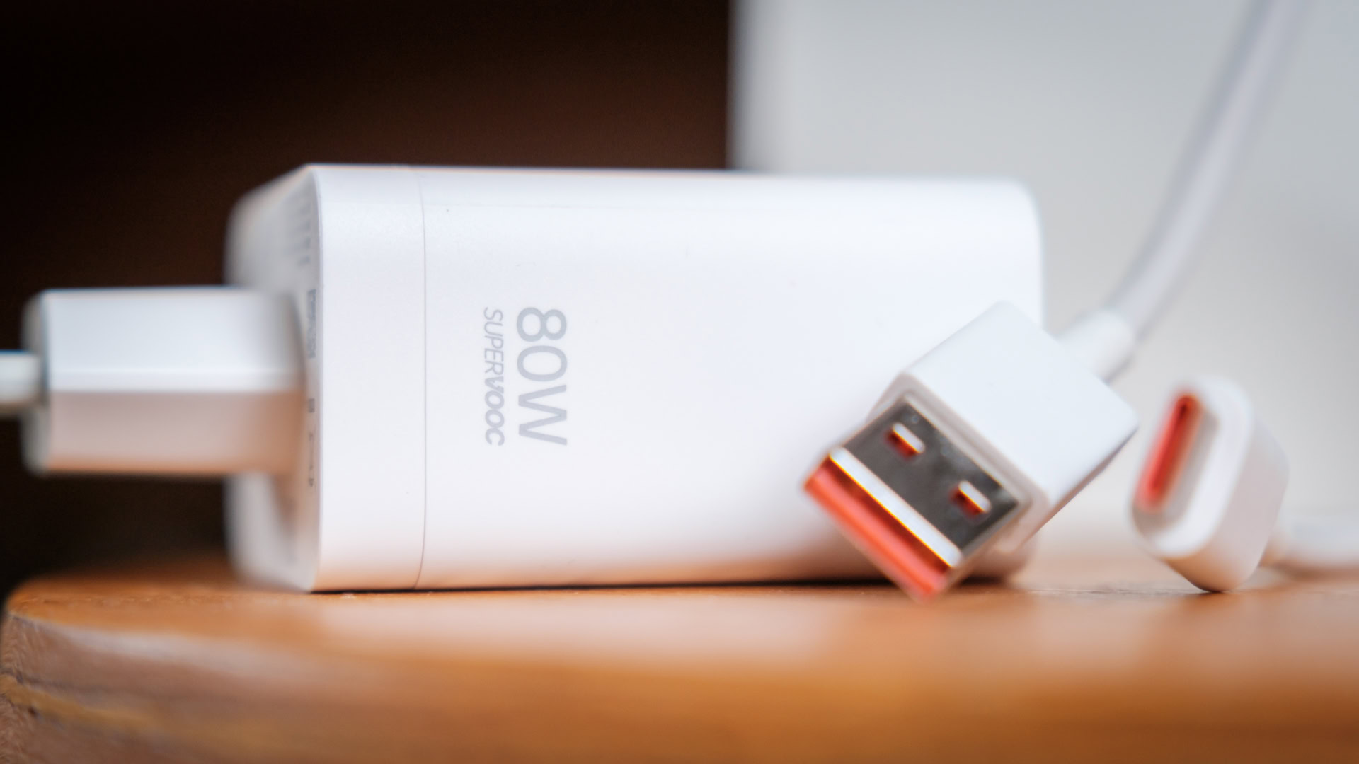 80W SuperVOOC charger