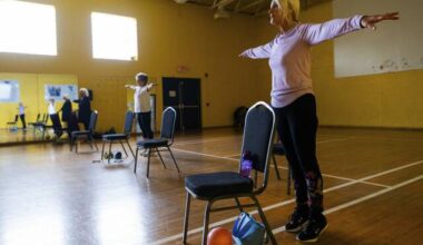 9081636_web1_VND-GymHoliday3-112925