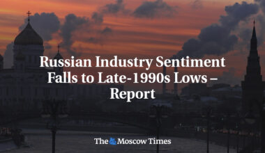 Russian Industry Sentiment Falls to Late-1990s Lows – Report