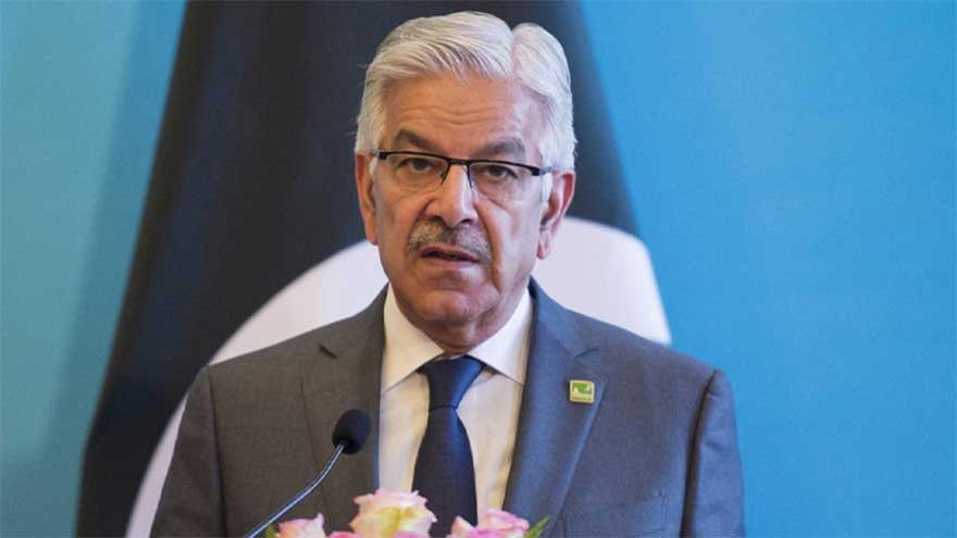 Khawaja Asif urges world to pressure Israel to abide by ceasefire agreement