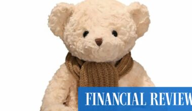 Pieces by Hannah Martin, Pasquale Bruni, Roberto Coin, Completedworks and Ole Lynggaard Copenhagen.