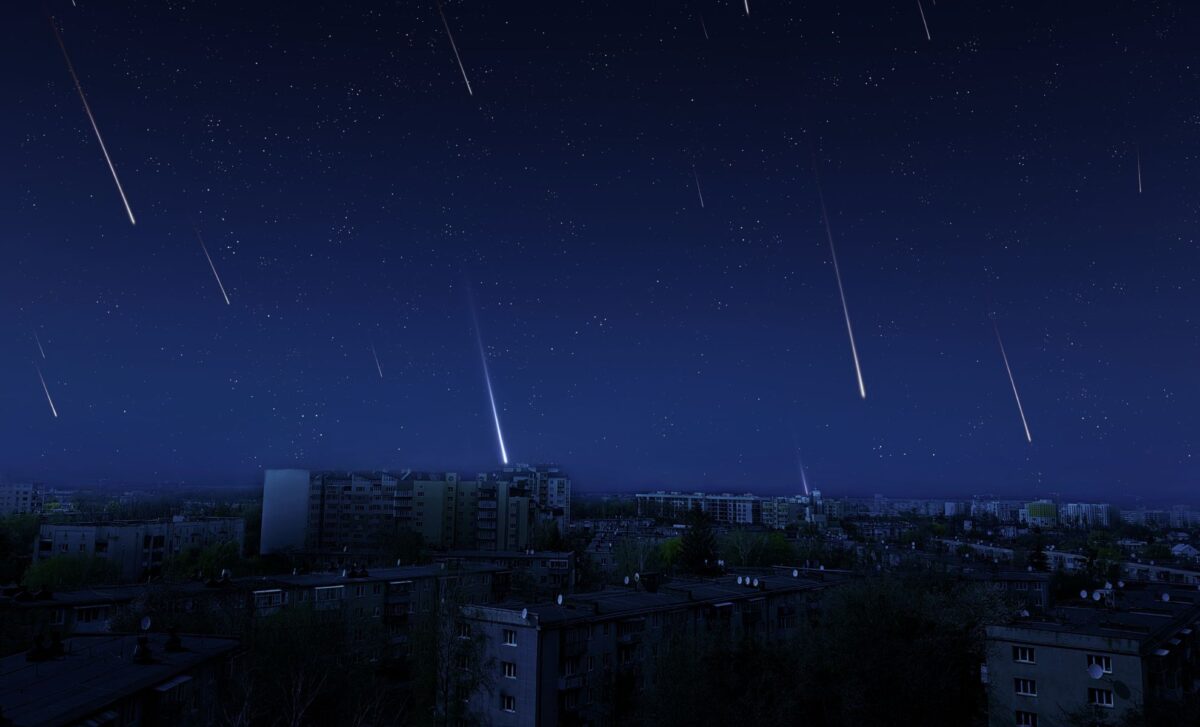 A Meteor Shower Will Light The Skies This November, And Here’s The Exact Date
