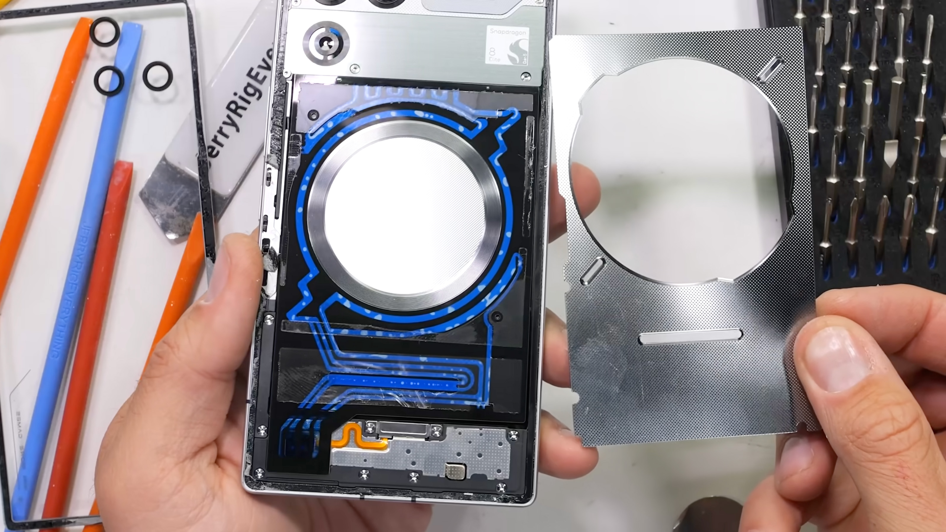 Liquid cooling loop teardown on RedMagic 11 Pro