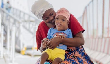 British Surgeon Saves Baby’s Life by Removing Tumor the Size of her Face – For Free