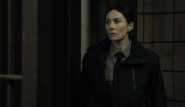 Laura Benanti says 'Kingstown' guard breaks with her usual rich, mean roles