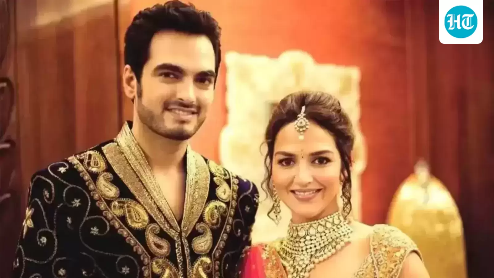 Esha Deol's ex-husband Bharat Takhtani arrives at Deol residence to pay respect to Dharmendra in prayer meet