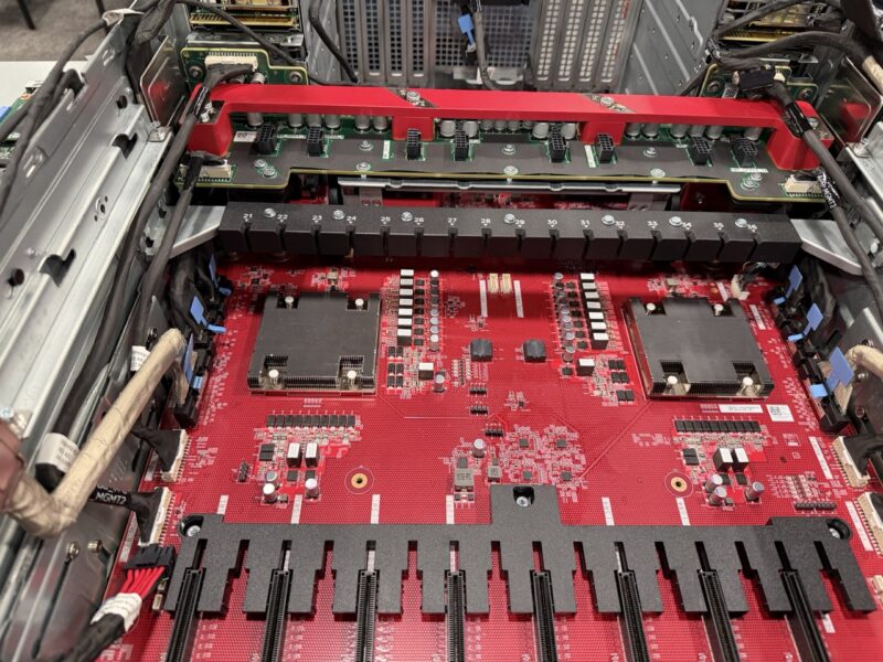 Broadcom PEX90144 In Dell PowerEdge XE7745 Chassis At SC25 Internal Switches Large