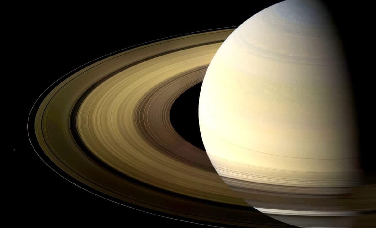 Catch Saturn’s Rings Before They Vanish This Weekend – Here’s How!