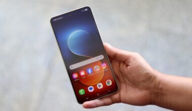 Samsung finally fixes One UI 8 dynamic wallpaper issue