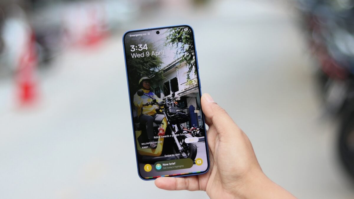 UK Black Friday deal alert: Galaxy S25 costs less than the S25 FE