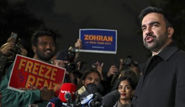 Some CEOs have vowed to revolt against a Zohran Mamdani win. Jamie Dimon says he'll 'offer my help'