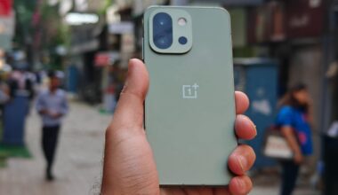 A Completely Misunderstood Flagship Android Smartphone – Outlook Business