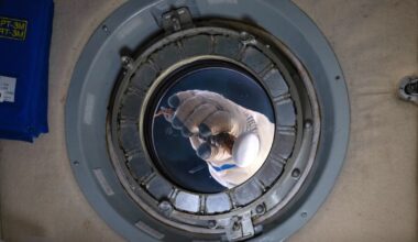 Window cleaning meets the final frontier as cosmonaut gets the sponge out