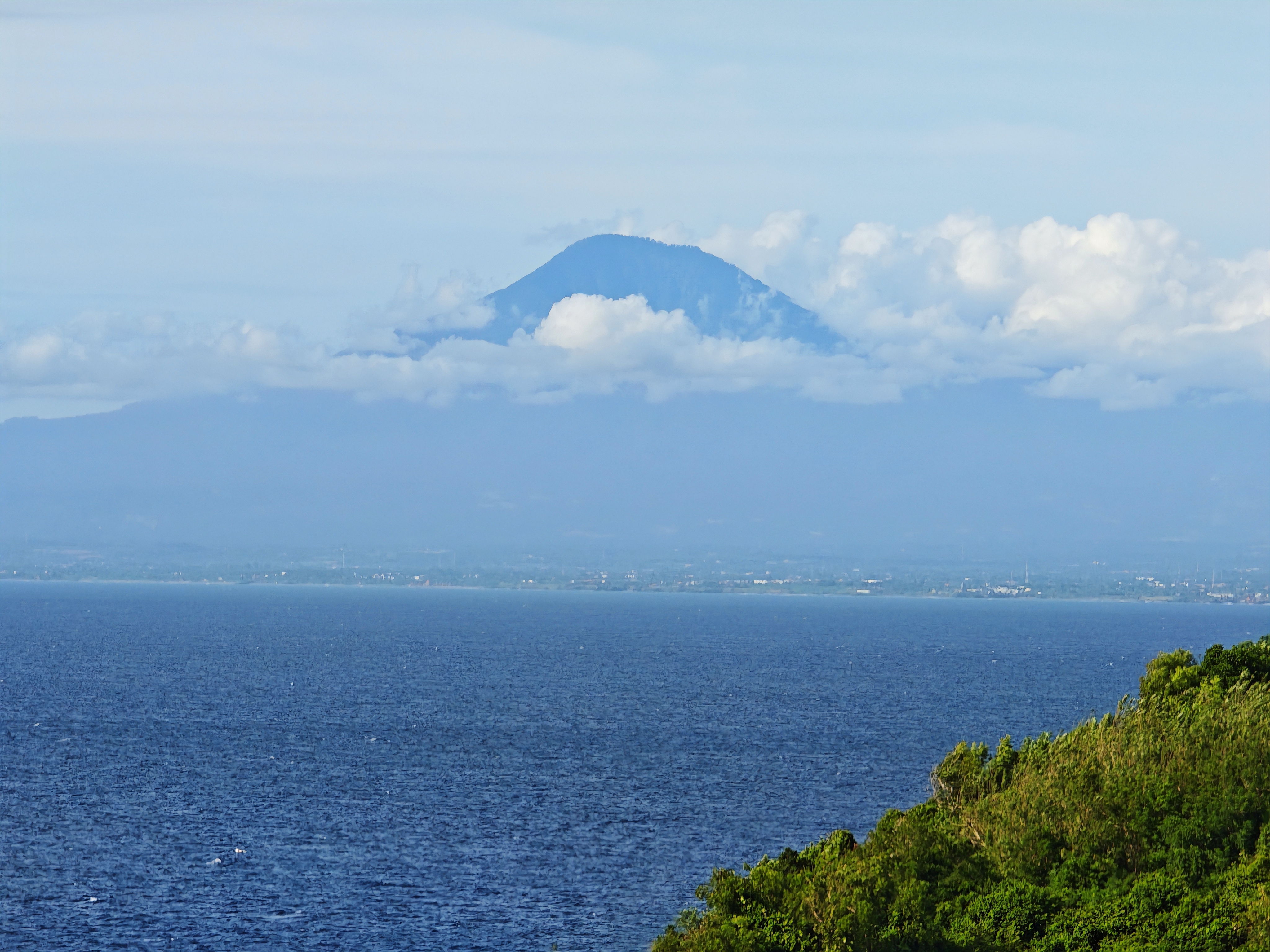 POCO F8 Ultra camera testing in Bali by Android Central