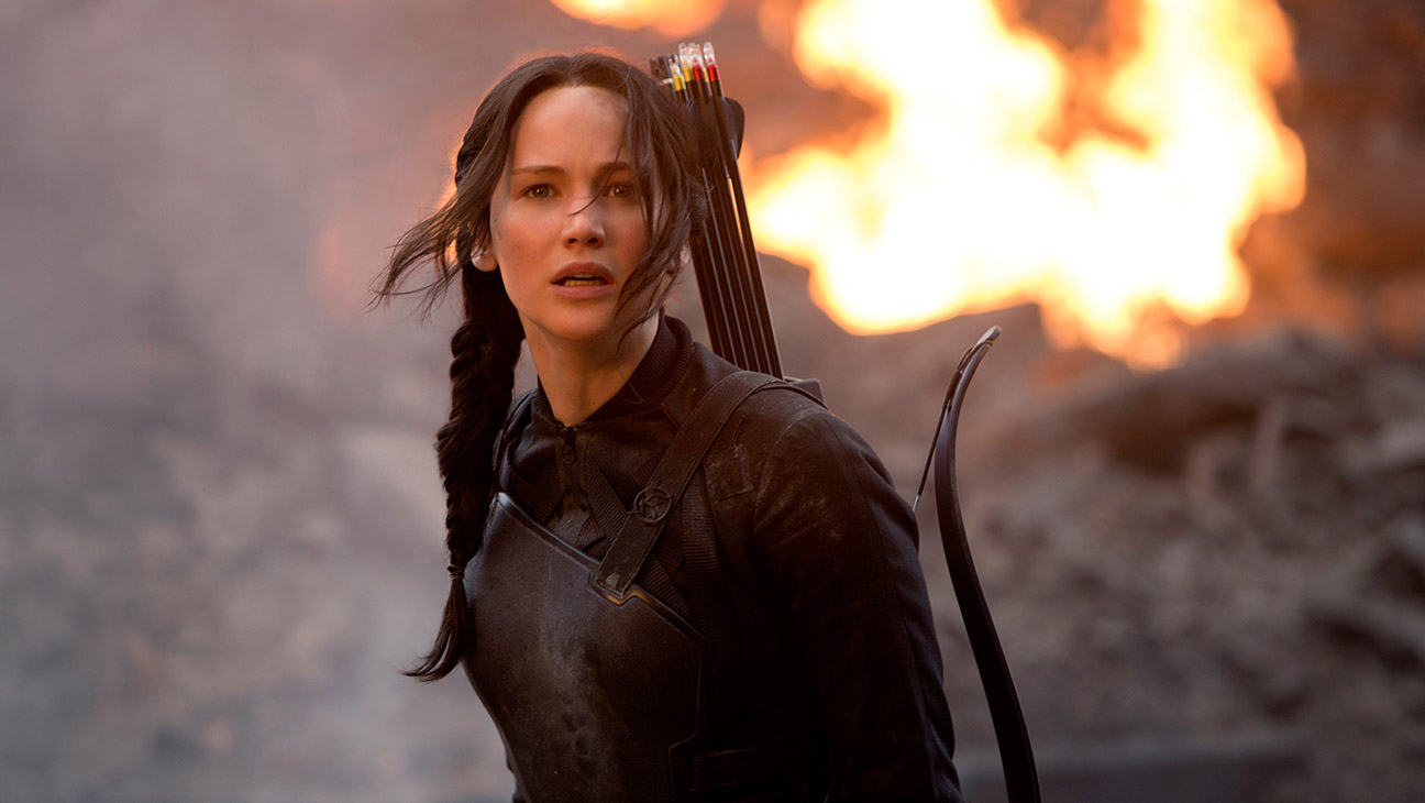 THE HUNGER GAMES: MOCKINGJAY - PART 1, Jennifer Lawrence, 2014.