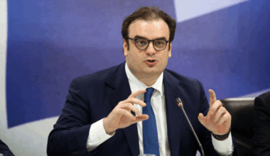 Higher borrowing and early repayment of loans in 2026