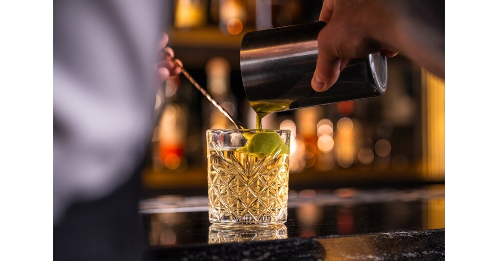 Princess Cruises Partners with Handshake Speakeasy, North America's Best Bar, to Create Five Exclusive Cocktails at Sea