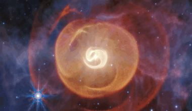 Four dust shells in Wolf-Rayet Apep expand away from three central stars that appear as a single pinpoint of light. The shells are curved, and the interior shell looks like a backward lowercase e shape.