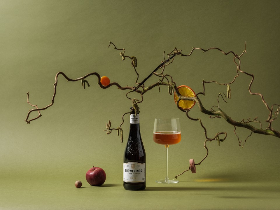 Evening shower scene with water droplets in warm ambient lighting, ideal for relaxation and wellness-focused articles